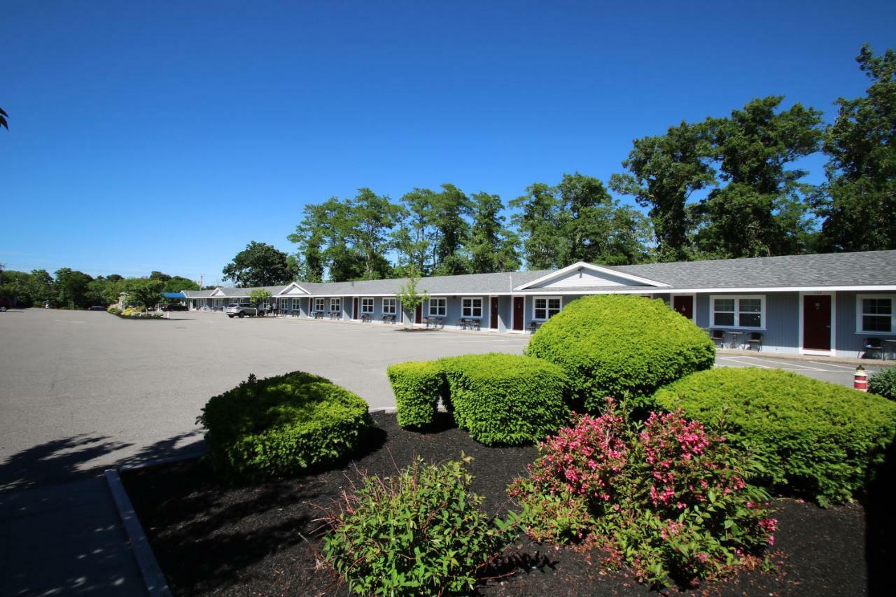 Windrift Motel เวสต์ ยาร์มัธ ภายนอก รูปภาพ